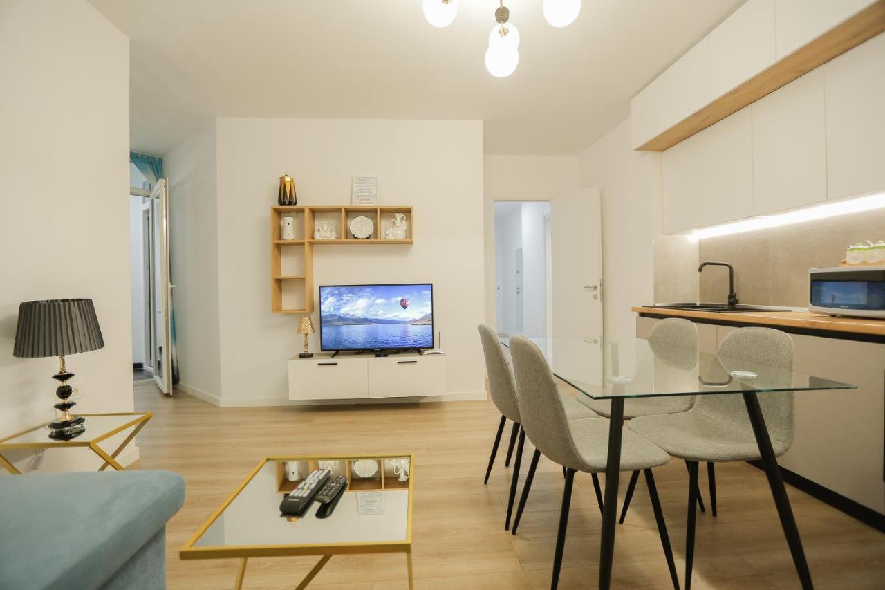 Miku Apartment-Premium 2Bd At Wilson Square Tirana Exterior foto